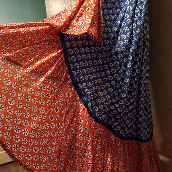 SOLITAIRE LONG LAIRED RUFFLE HIGH LOW SKIRT SIZE XL. WITH TAG. NEVER WORN. - Picture 7 of 14